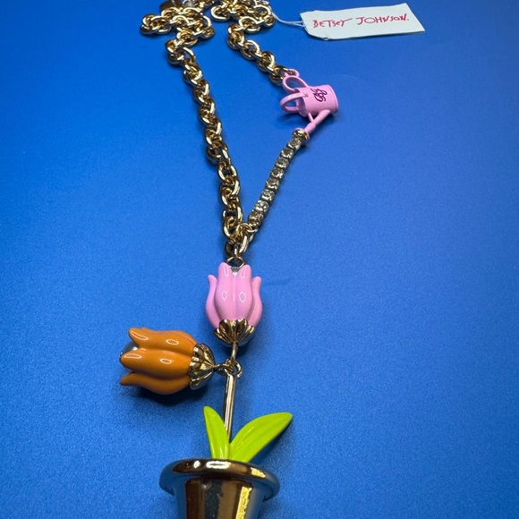 Betsey Johnson Tulips and Watering Can Necklace. - Picture 4 of 11
